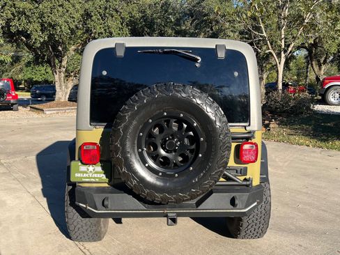 Used 2006 Jeep Wrangler X AWD/4WD image 13
