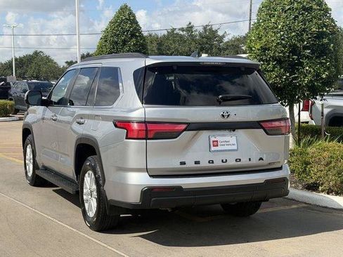 Certified 2025 Toyota Sequoia SR5 AWD/4WD image 5