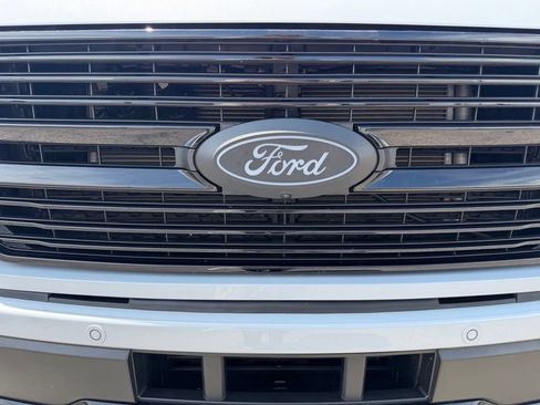 Used 2025 Ford F150 Platinum w/ FX4 Off-Road Package AWD/4WD image 3