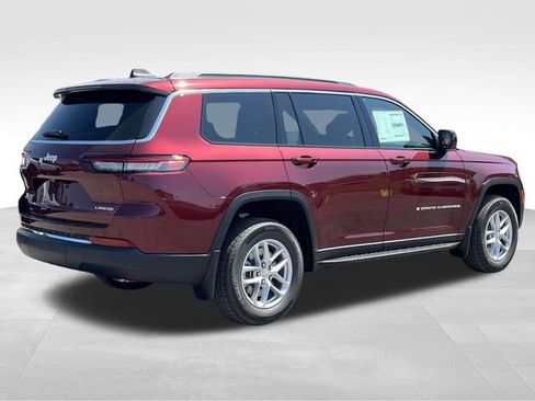 New 2025 Jeep Grand Cherokee L Laredo image 7
