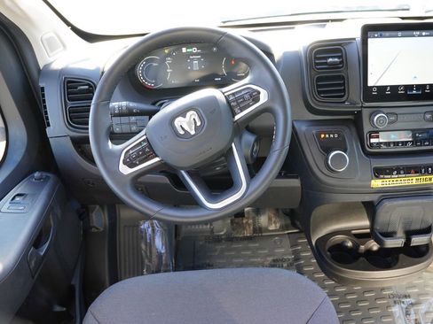 Used 2024 RAM ProMaster 3500 FWD image 23