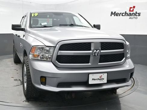 Used 2019 RAM 1500 Express AWD/4WD image 1