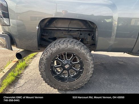 Used 2011 Chevrolet Silverado 3500 LTZ w/ Suspension Package, Off-Road AWD/4WD image 5