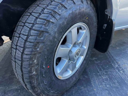 Used 2004 Nissan Frontier S/C image 34