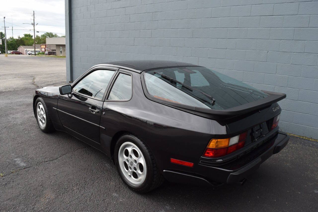 Used 1988 Porsche 944 Turbo Coupe RWD image 20