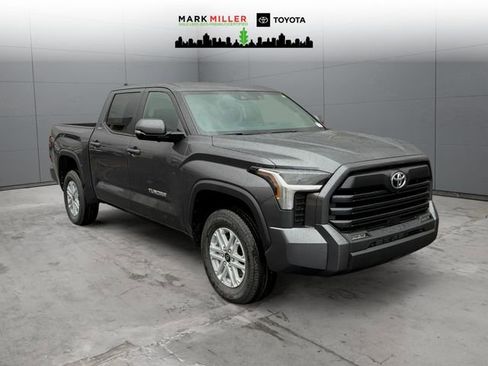 New 2026 Toyota Tundra SR5 w/ SR5 Premium Package AWD/4WD image 7