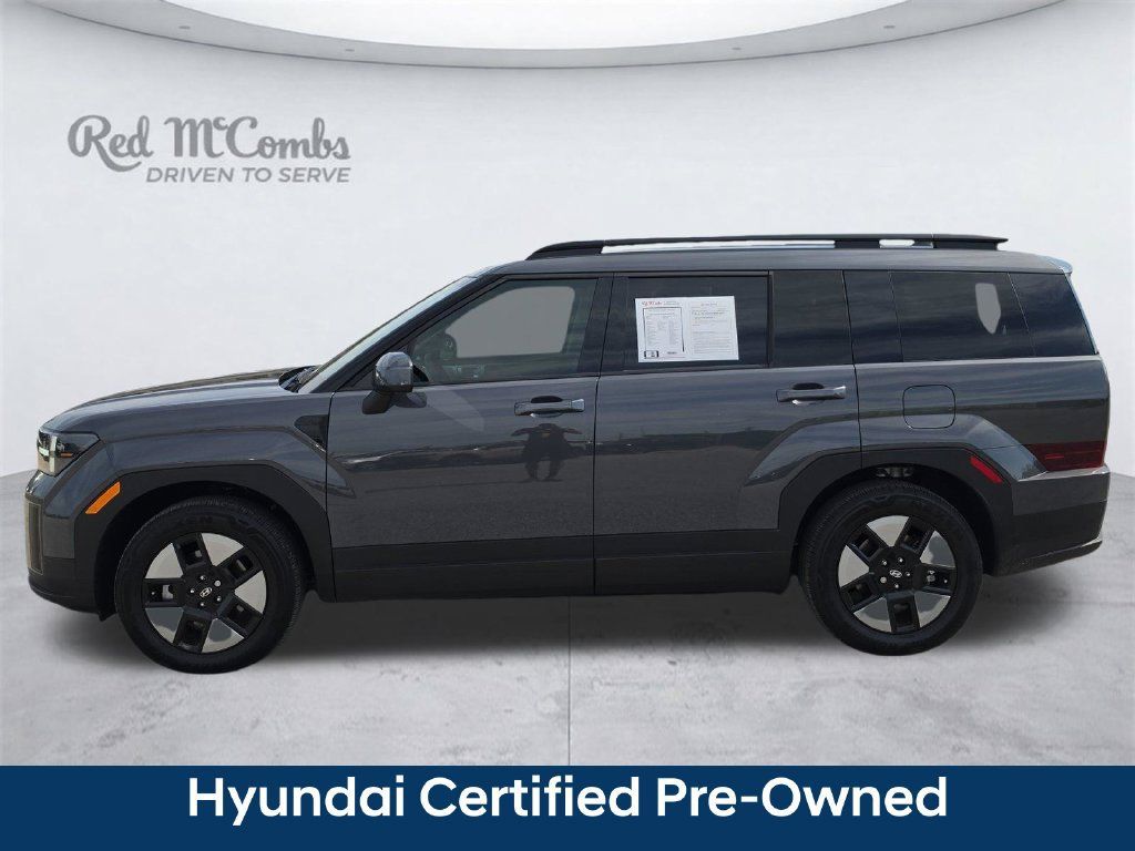 Used 2026 Hyundai Santa Fe SEL FWD image 2