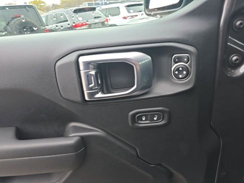 New 2026 Jeep Gladiator Sport image 19