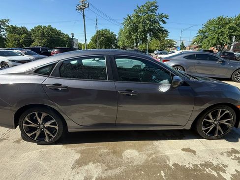 Used 2019 Honda Civic Sport image 8