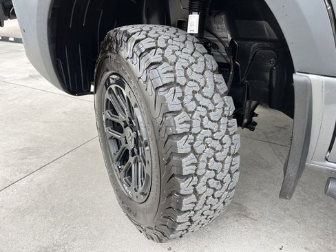 Used 2023 Mercedes-Benz Sprinter 144 Cargo image 5