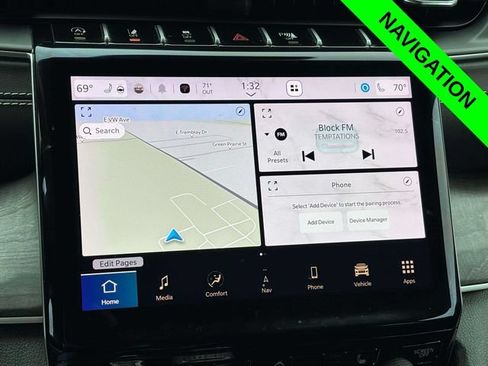 Used 2023 Jeep Grand Cherokee Limited AWD/4WD image 16