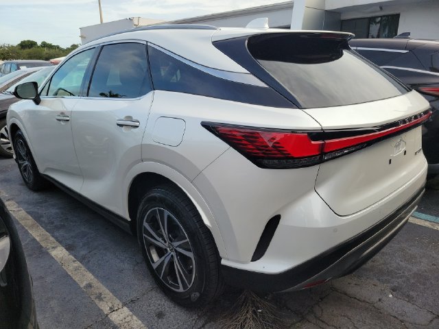Used 2024 Lexus RX 350 Premium w/ Cold Area Package FWD image 4