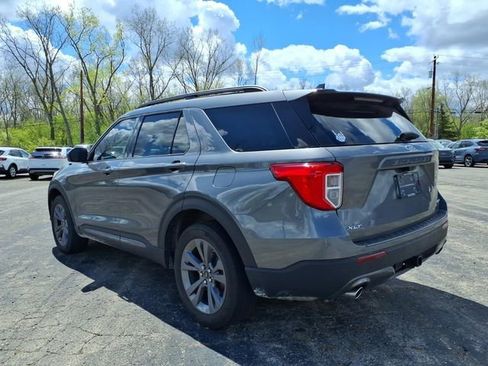 Used 2023 Ford Explorer XLT w/ Equipment Group 202A AWD/4WD image 7