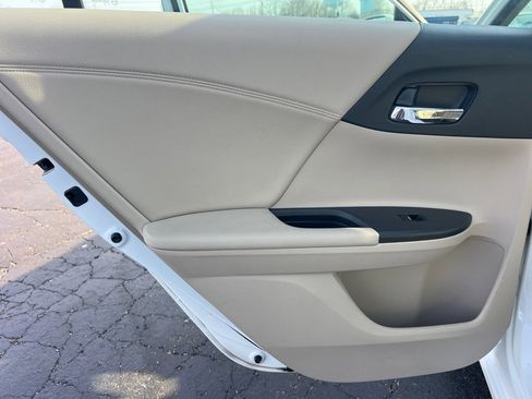 Used 2013 Honda Accord EX-L image 12