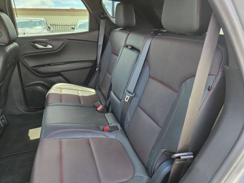Used 2025 Chevrolet Blazer RS FWD image 26