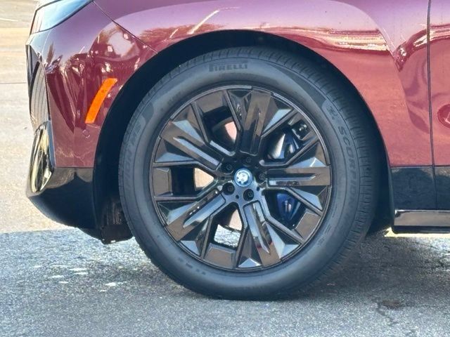 Used 2023 BMW iX M60 w/ Executive Package AWD/4WD image 7
