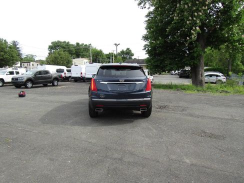 Used 2019 Cadillac XT5 AWD image 5