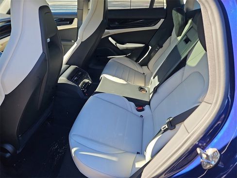 New 2026 Porsche Panamera 4 image 27