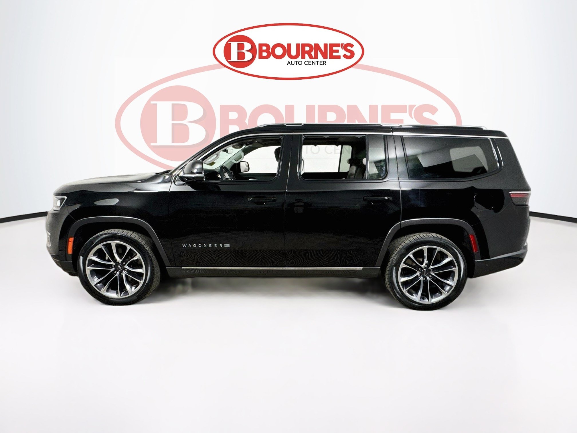 Used 2022 Jeep Wagoneer Series III w/ Premium Group I AWD/4WD image 9