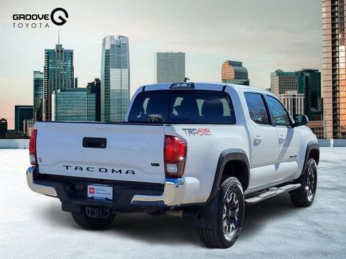 Used 2019 Toyota Tacoma TRD Off-Road image 6