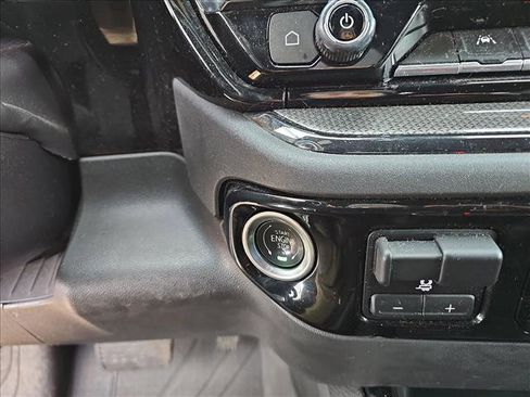 Used 2023 Chevrolet Silverado 1500 ZR2 w/ Technology Package image 22