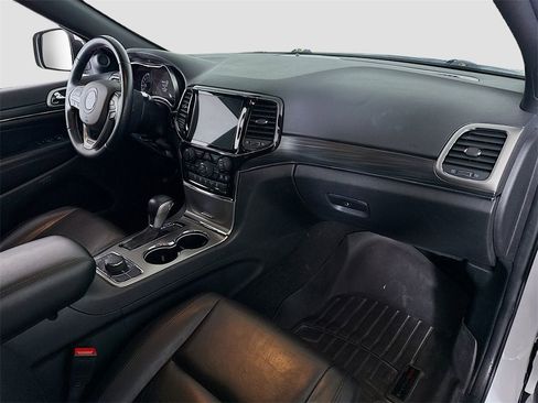 Used 2022 Jeep Grand Cherokee Limited image 22