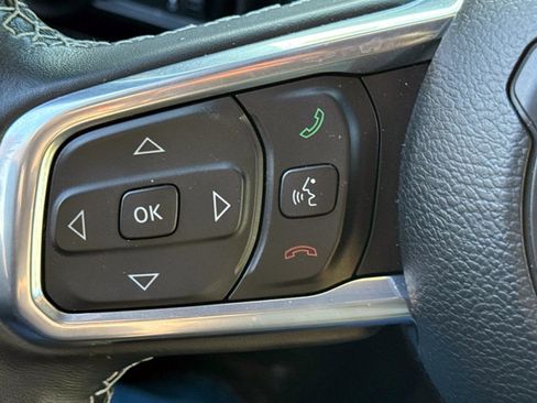 Used 2023 Jeep Wrangler Unlimited Sahara w/ Cold Weather Group image 14