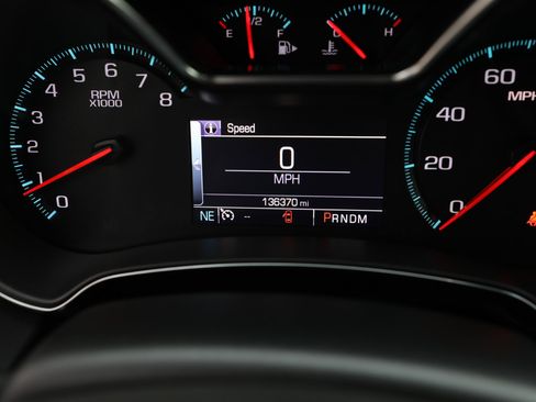 Used 2015 Chevrolet Impala LT w/ Convenience Package image 22