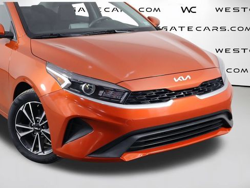 Used 2024 Kia Forte LXS FWD image 43
