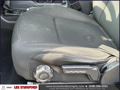 Used 2021 Jeep Gladiator Sport AWD/4WD image 18