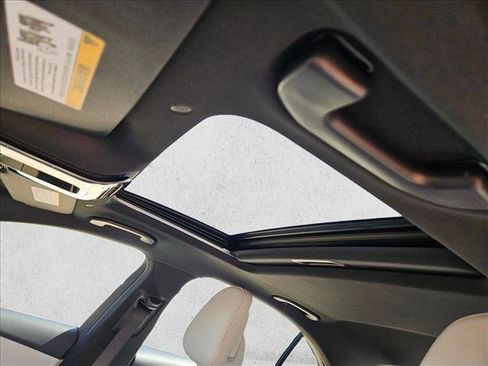 Used 2025 Mercedes-Benz C 300 C 300 image 17