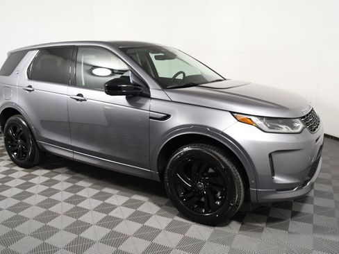 Used 2025 Land Rover Discovery Sport S image 8