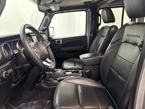 Used 2020 Jeep Wrangler Unlimited Sahara w/ Uconnect 4C Nav & Sound Group image 11