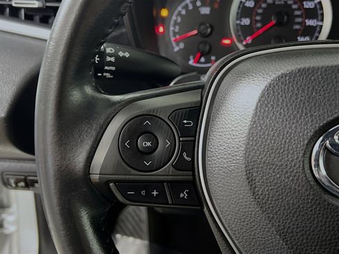 Used 2021 Toyota Corolla SE image 19