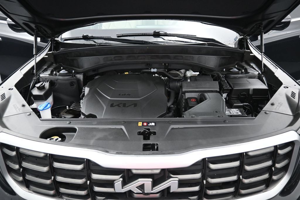 Used 2025 Kia Telluride SX w/ SX Captain's Chair Package AWD/4WD image 45