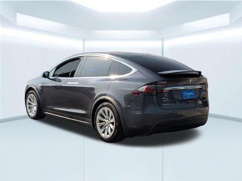 Used 2016 Tesla Model X Performance AWD/4WD image 3