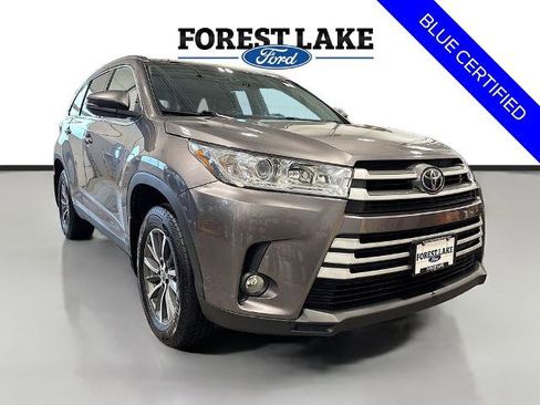 Used 2019 Toyota Highlander XLE image 1