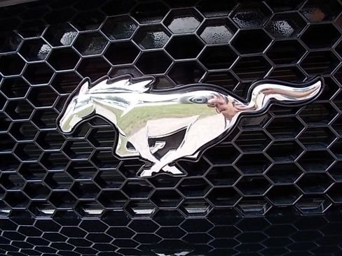 Used 2023 Ford Mustang GT Premium image 38