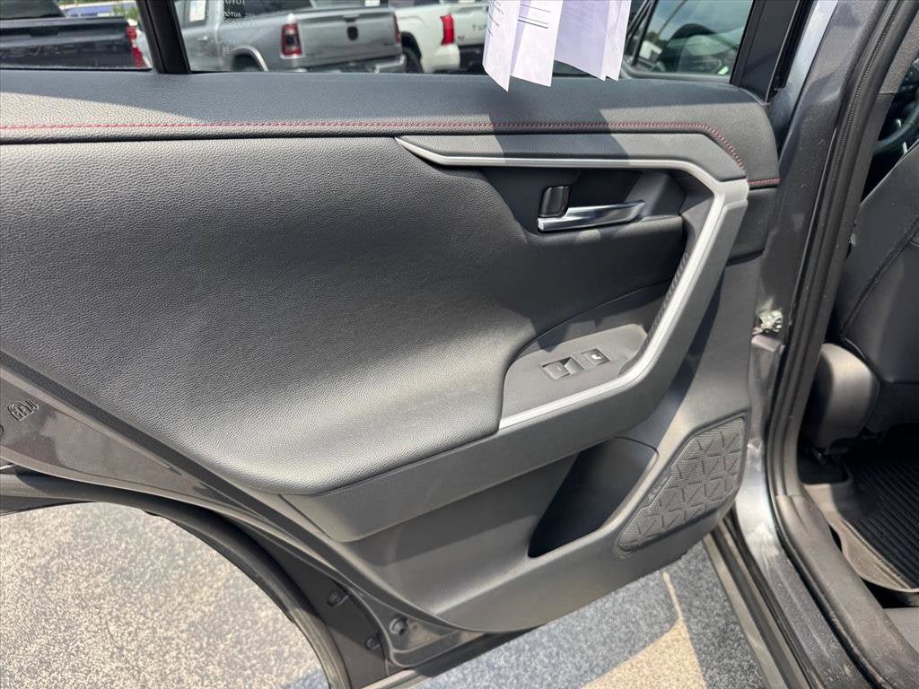 Used 2024 Toyota RAV4 XSE w/ Weather Package AWD/4WD image 17