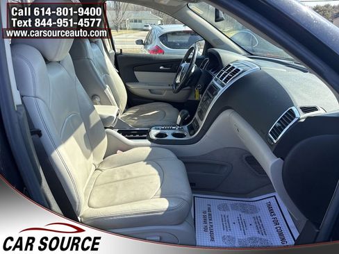 Used 2008 GMC Acadia SLT w/ Convenience Package image 34