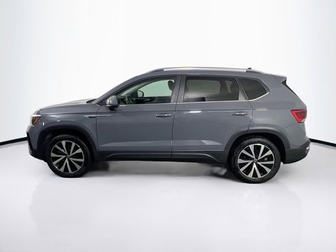 Used 2022 Volkswagen Taos SE image 8
