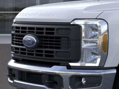 New 2026 Ford F250 XL w/ 360-Degree Camera Package image 19