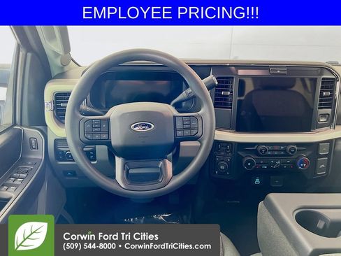 New 2026 Ford F250 XLT w/ XLT Premium Package AWD/4WD image 26