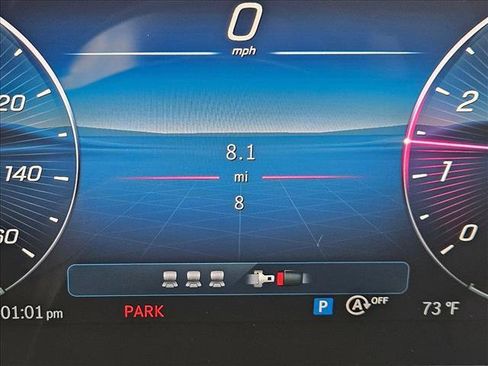 Used 2026 Mercedes-Benz GLC 300 image 8