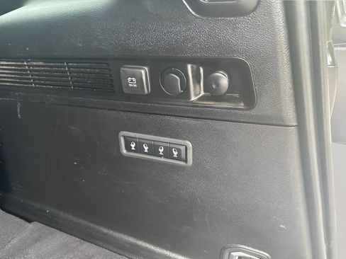 Used 2024 Jeep Wagoneer Series III AWD/4WD image 30