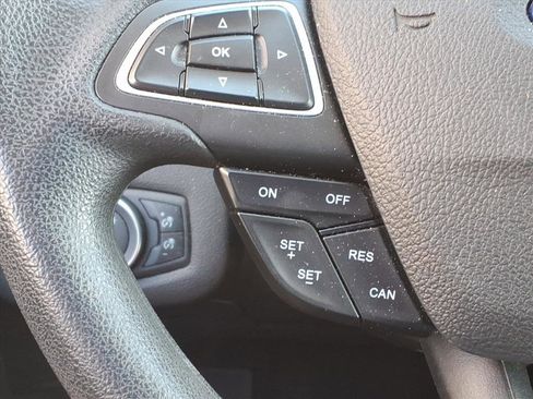 Used 2018 Ford Escape SE w/ SE Sync 3 Package image 14