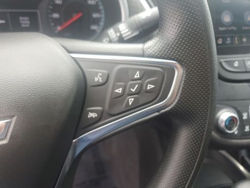 Used 2025 Chevrolet Malibu LT FWD image 22