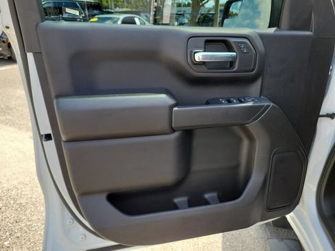 Certified 2022 Chevrolet Silverado 1500 Custom AWD/4WD image 20