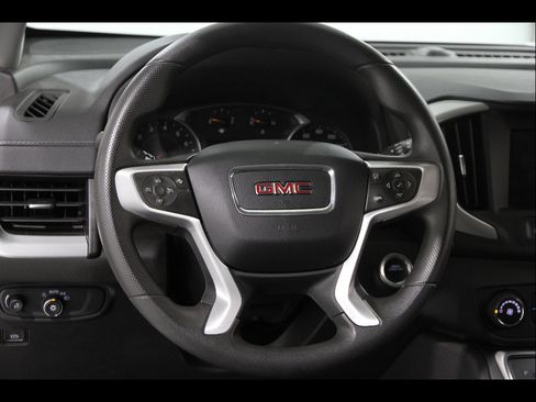Certified 2024 GMC Terrain SLE FWD image 7