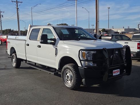Used 2019 Ford F250 XL w/ Power Equipment Group image 5